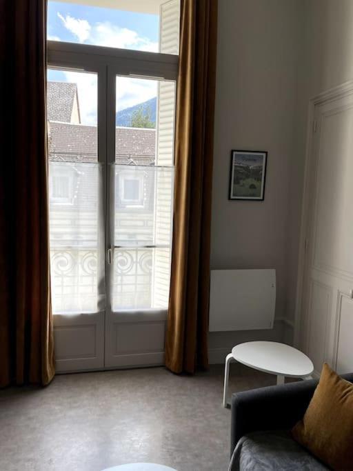 101 Pyrenees Palace Appartement Bagnères-de-Luchon Kültér fotó
